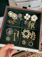 Vintage Pin Brooches Choices