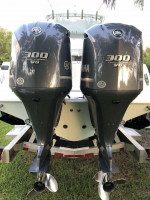 Used Yamaha 300HH 4-Stroke Outboard Motor Engine