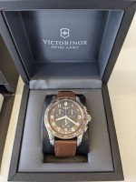 VICTORINOX WATCH 241653