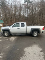 2012 Chevrolet Silverado 1500 141,000 mi
