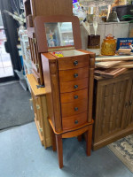 Large jewelry box,  new