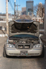 2004 Lincoln Town Car Ultimate 4dr Sedan (4.6L 8cyl 4A)