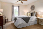 Available 1bd/1bd