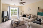 Available 1bd/1bd