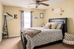 Available 1bd/1bd