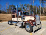 2026 Kenworth W900L Studio