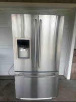 Electrolux heavy duty refrigerator freezer