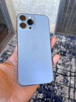 IPhone 13 Pro Max blue