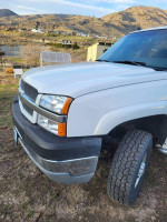 2003 Chevrolet Silverado 2500HD 4dr Crew Cab 4WD LB 221,000 mi
