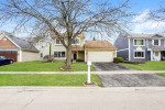 Charming 3 Bedroom, 1.5 Bathroom Home in Aurora – Available Now!