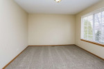 Charming 3 Bedroom, 1.5 Bathroom Home in Aurora – Available Now!