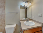 Elegant Living in Hinsdale – Spacious 4-Bed, 3.5-Bath Dream Home!