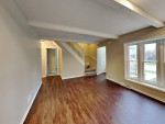 Your Oak lawn haven awaits—schedule your private showing today!