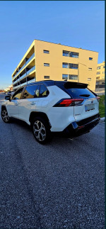 2022 Toyota RAV4 XLE Premium 123000
