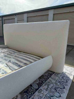Elegant Harmony King/Queen Linen Upholstery Bed- Premium Quality