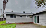 Welcome 3 bedrooms and 2 bathrooms Single Family House
