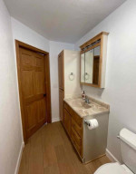 Hello everyone I got  2beds and 1ba/3beds and 2ba available for moving in