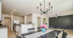 5 Bedrooms and 2 Bathrooms Detached House