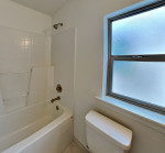 3 Bedrooms and 2 Bathrooms Row House For Rent