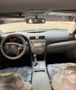 2009 Toyota Camry LE 35