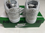 Size 8 - Nike Cactus Plant Flea Market x Swarovski x Dunk Low Pure Platinum