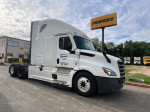 2021 Freightliner T12664ST