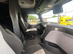 2021 Freightliner T12664ST