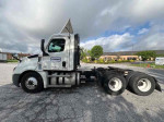 2022 Freightliner T12664ST