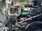 2023 Volvo VNL64760