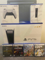 PlayStation 5 Console – Excellent Condition + Extras!