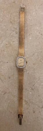 OMEGA beautiful ladies 14K watch with 28 diamonds
