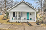 This wonderful 2 bed 2 bath home is located in heart of Roanoke.