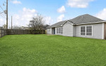 Pelican Lakes 3b/2b Single Family Home. Open floor plan welcomes you into the space.