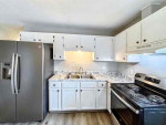 Cozy 2-Bedroom Duplex with Convenient Features / Pet-Friendly / Available Now!