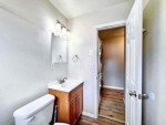 Cozy 2-Bedroom Duplex with Convenient Features / Pet-Friendly / Available Now!