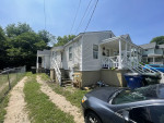 One bedroom one bath Triplex for Rent