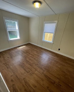 One bedroom one bath Triplex for Rent