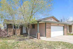 Spacious 4-Bed Home in Aurora – Modern Upgrades, Pet Friendly, Only $1,945/mo!
