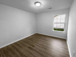 The beautiful single family 3 beds 2 baths house!