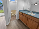 The beautiful single family 3 beds 2 baths house!