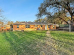 Beautiful 3bd-2bath Home Available For Rent!