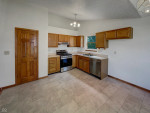 The beautiful single family 3 beds 2 baths house!
