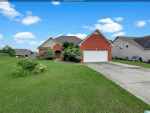 THE BEAUTIFUL FAMILY 3 BEDS 2 BATHS HOUSE!