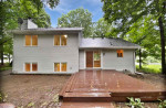 Beautiful 3 Bedroom, 2 Bathroom Home!