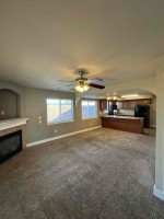 2 Beds, 2.5 Baths, Garage, Washer/ Dryer Perfect Location!