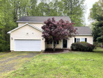 4 bedroom 2.5 bathroom house for rent