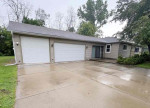House of 2 bedrooms and 2 bathroom for rent clean and with fresh paint.