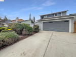 3Beds 3Baths Charming Home For Rent