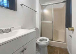 3bedrooms and 2bathrooms House