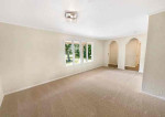 3bedrooms and 2bathrooms House